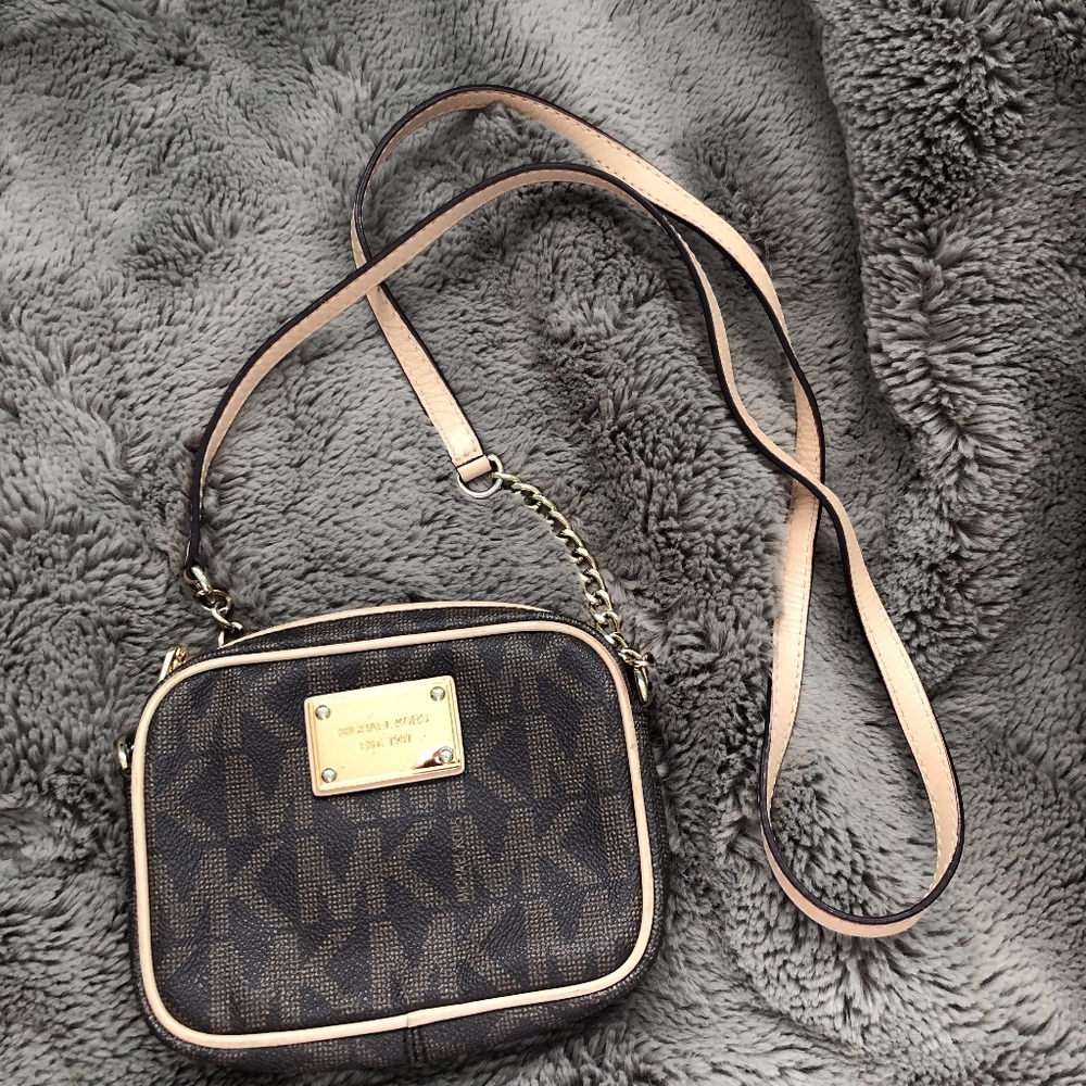 Michael Kors Crossbody